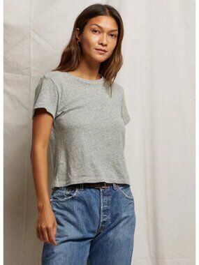 Abercrombie & Fitch Crop Tee Size Medium Gray Short Sleeves Crewneck